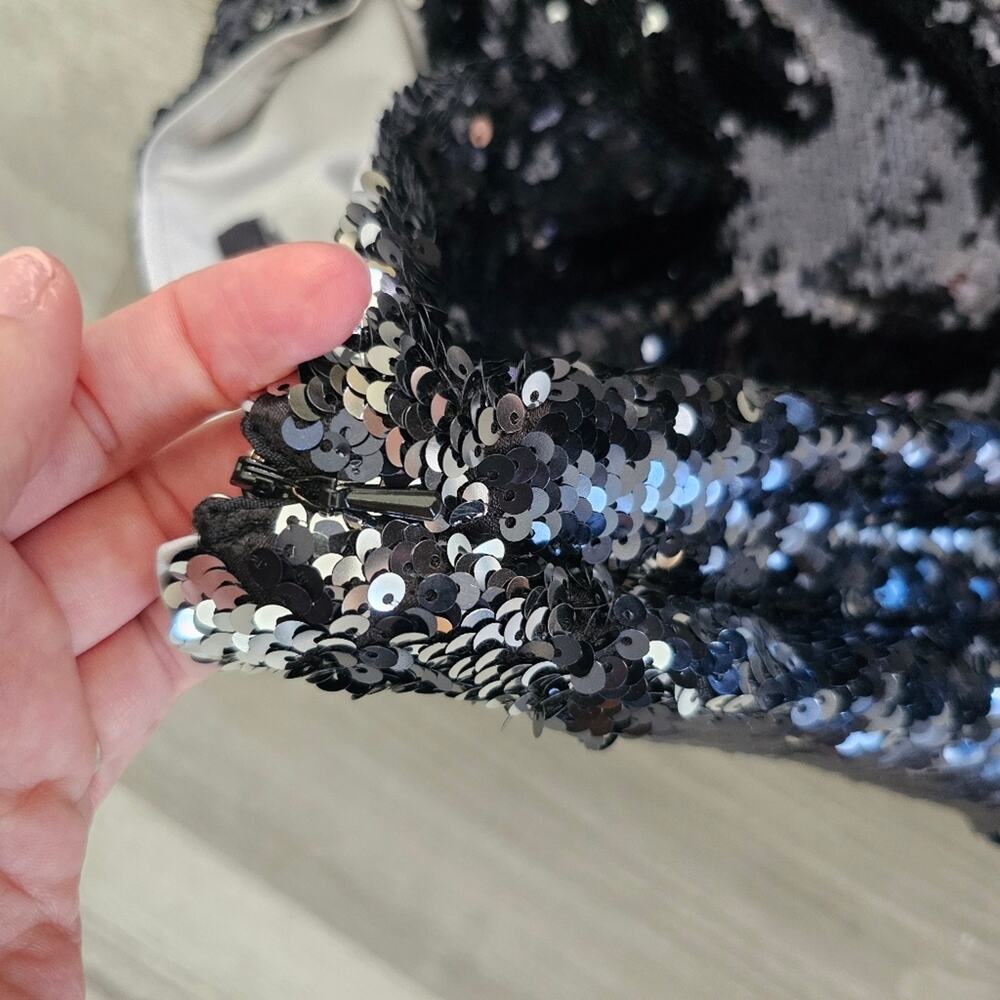 *FINAL PRICE DROP* h:ours black sequin skirt - Picture 11 of 11